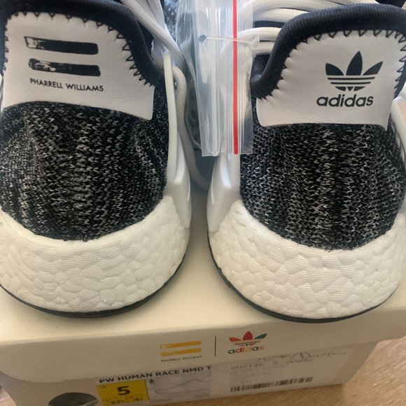 NWT Pharrell X NMD Human Race Trail Sz5. - Picture 7 of 16